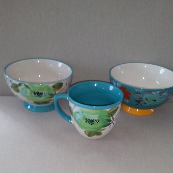 The Pioneer Woman set of dishes 2 mugs 4 bowls NWOT - Picture 3 of 6